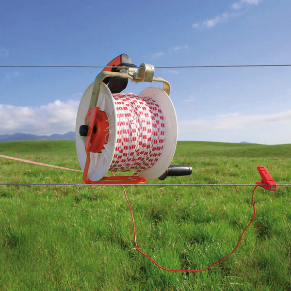 gallagher-medium-reel-500m-capacity-locking-catch-and-ergonomic-handle-061115